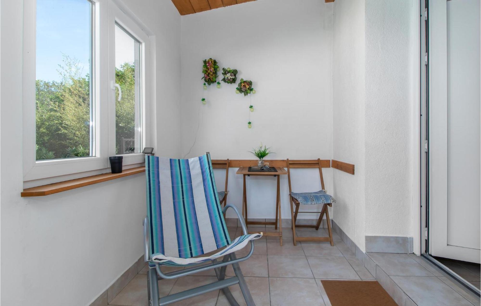 Nice Apartment In Smrika With Kitchen Luaran gambar